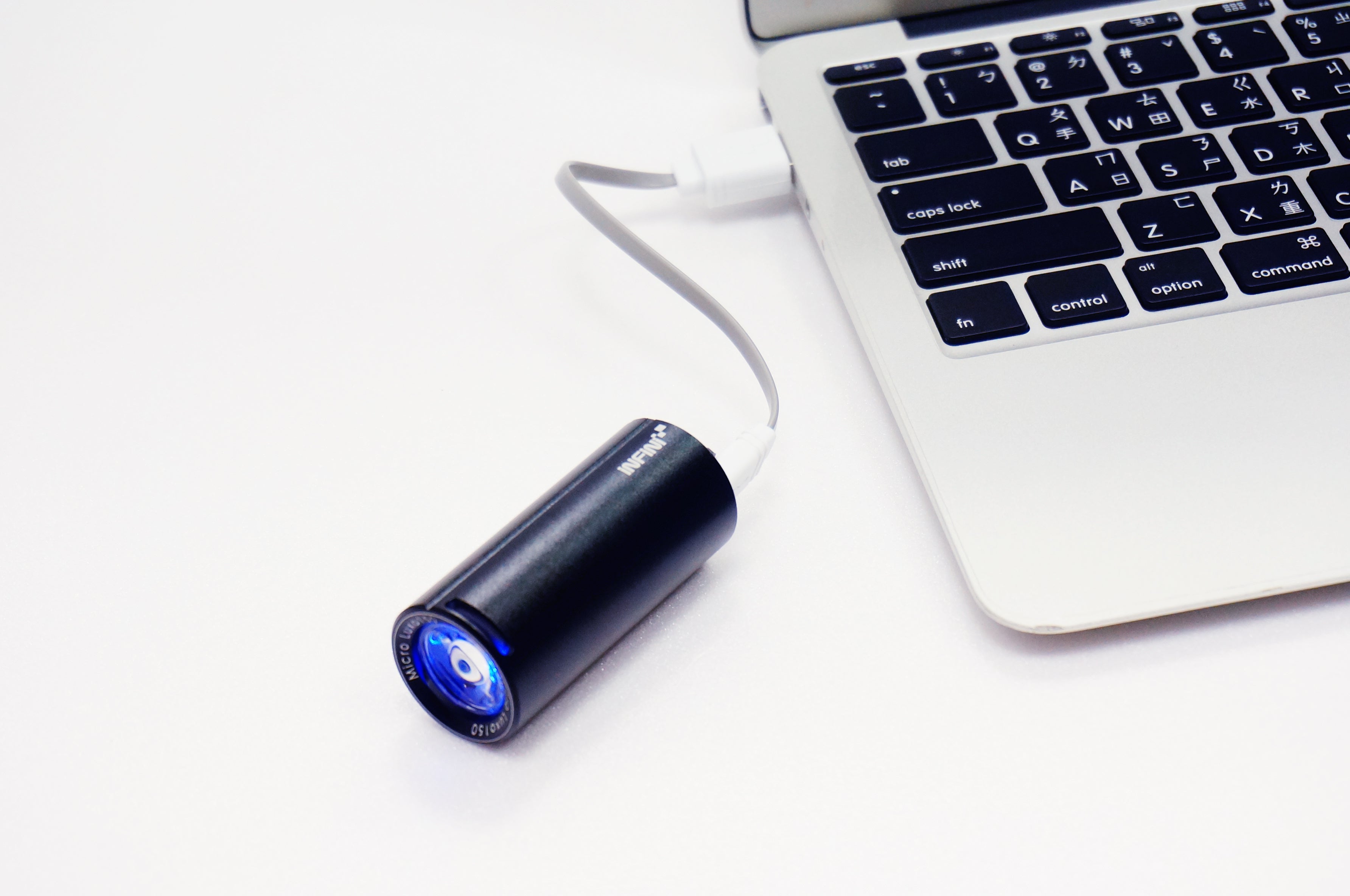 Infini Micro Luxo - Front Light